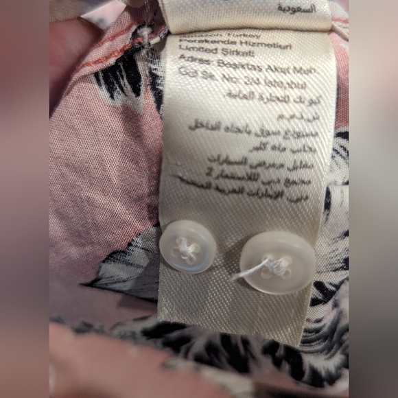 Good threads poplin 100% cotton Hawaiian shirt. Short sleeves. unisex. Pink. - Picture 2 of 7